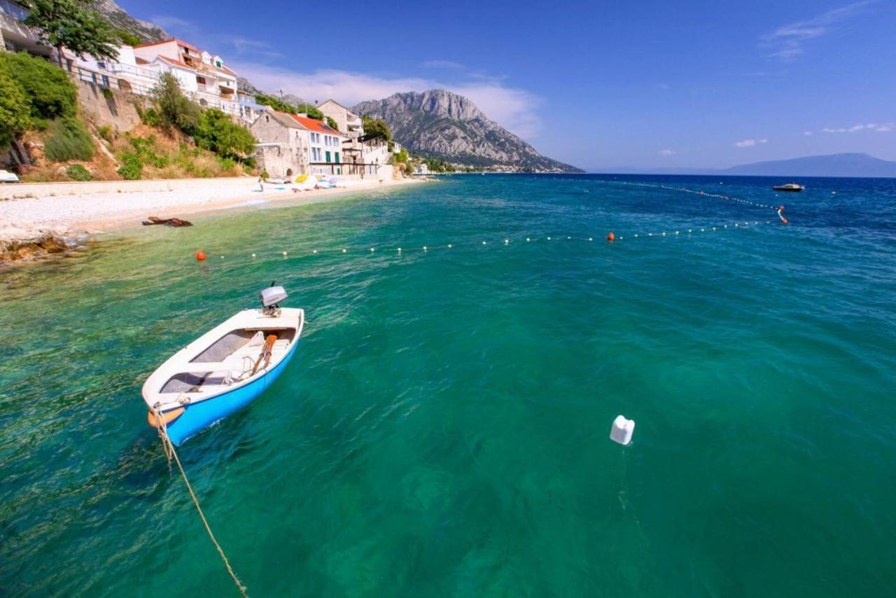 Appartamento Vila Pinet Brist Esterno foto